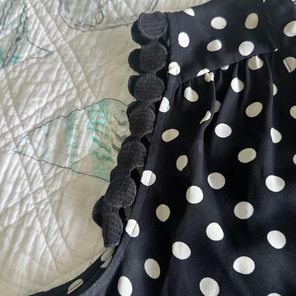 Daniel Rainn black polka dot top - Picture 3 of 5